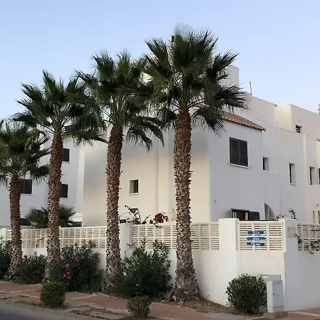 Villa Cinco Palmas *